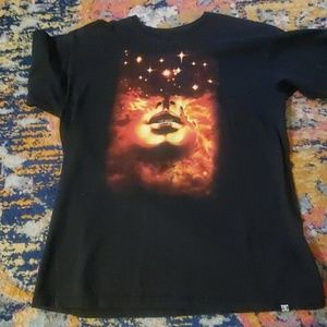 Sexy woman DC Tshirt